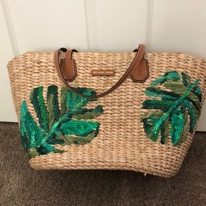 Michale KORS basket tote